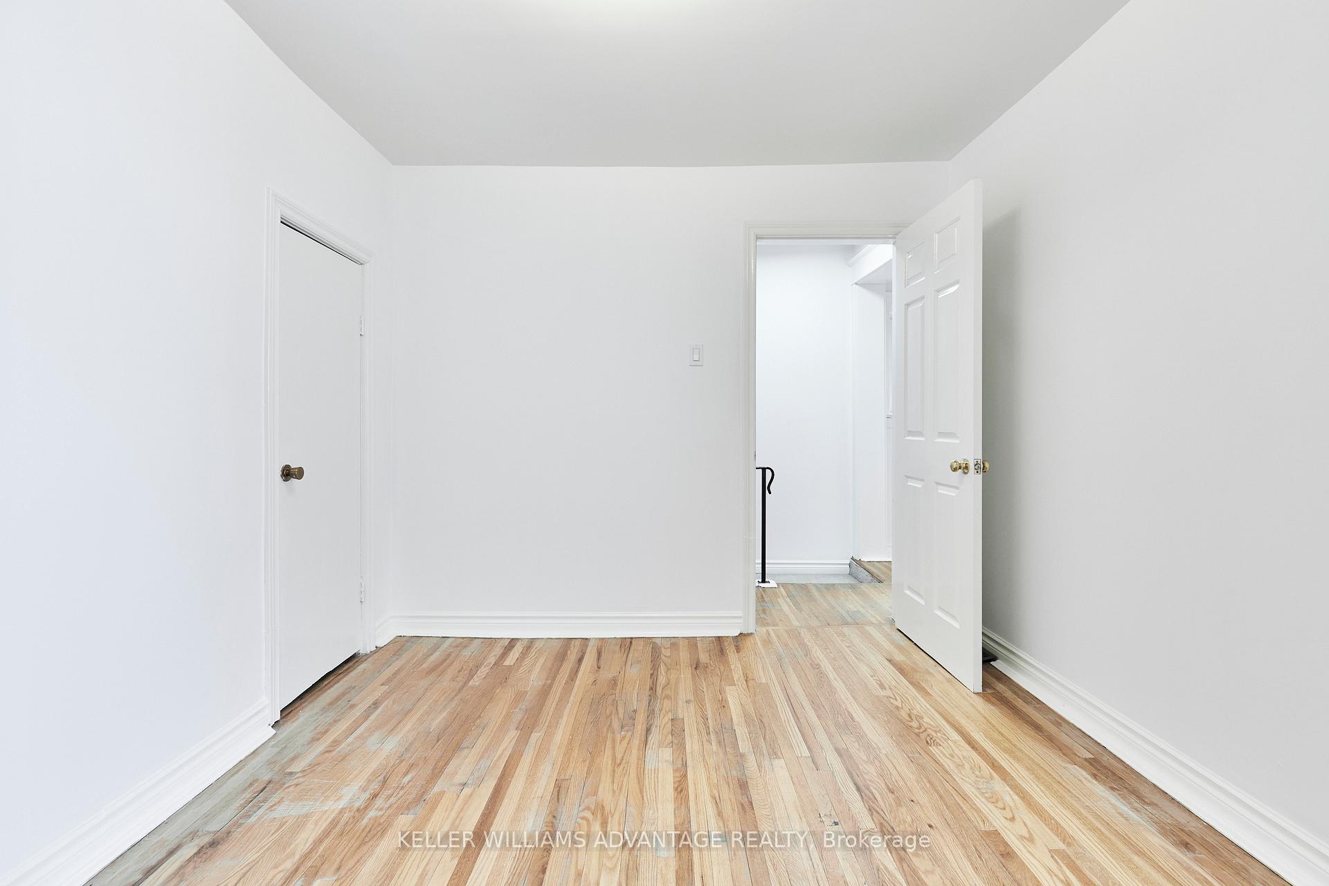 Photo 24 of 34 Coleridge Avenue, Toronto, Woodbine-Lumsden — HOMEH