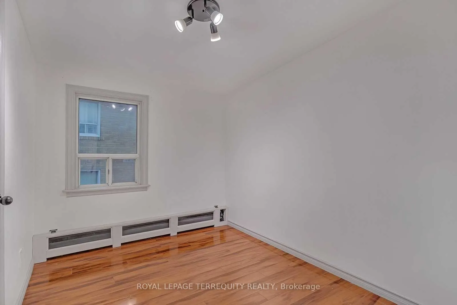 Photo 13 of Unit 201, 2977 Lawrence Avenue E, Scarborough, Bendale — HOMEH