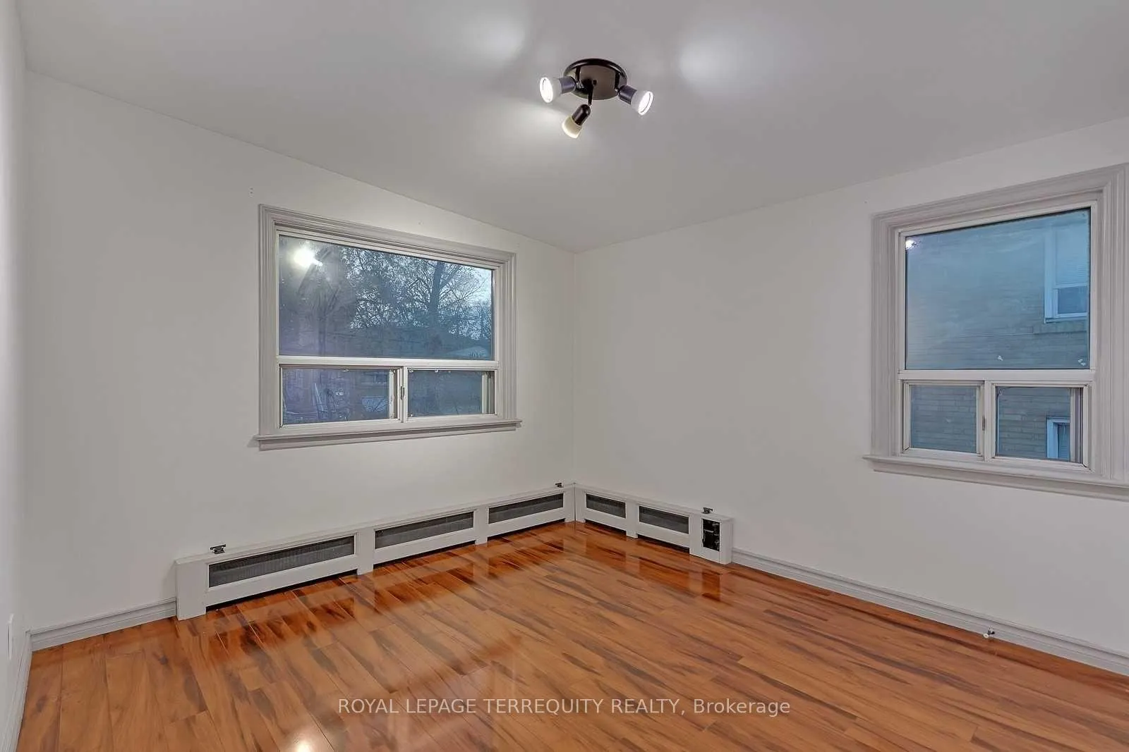 Photo 15 of Unit 201, 2977 Lawrence Avenue E, Scarborough, Bendale — HOMEH