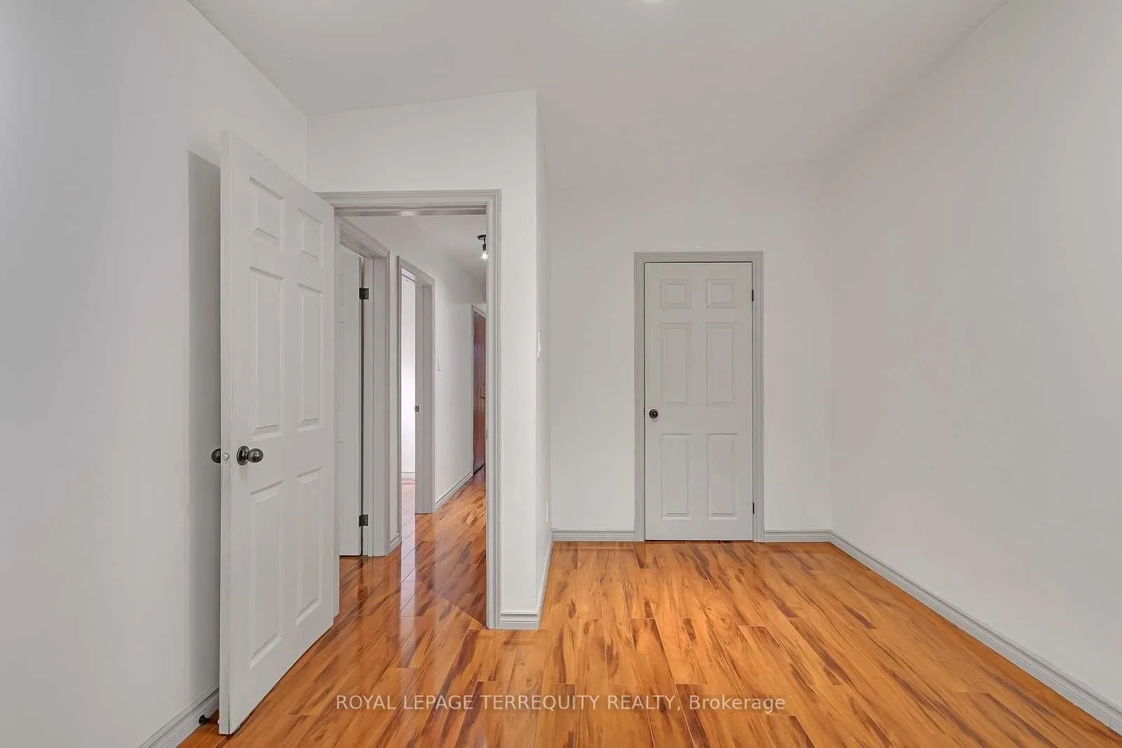 Photo 18 of Unit 201, 2977 Lawrence Avenue E, Scarborough, Bendale — HOMEH