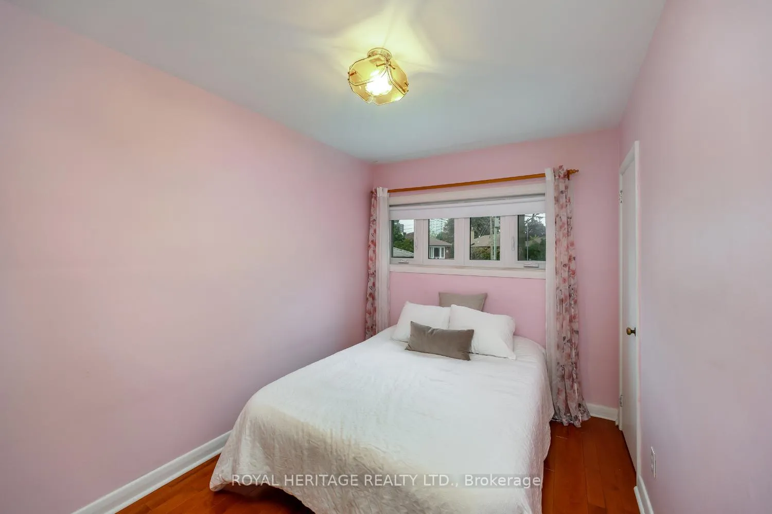 Photo 12 of 49 Tansley Avenue, Scarborough, Bendale — HOMEH