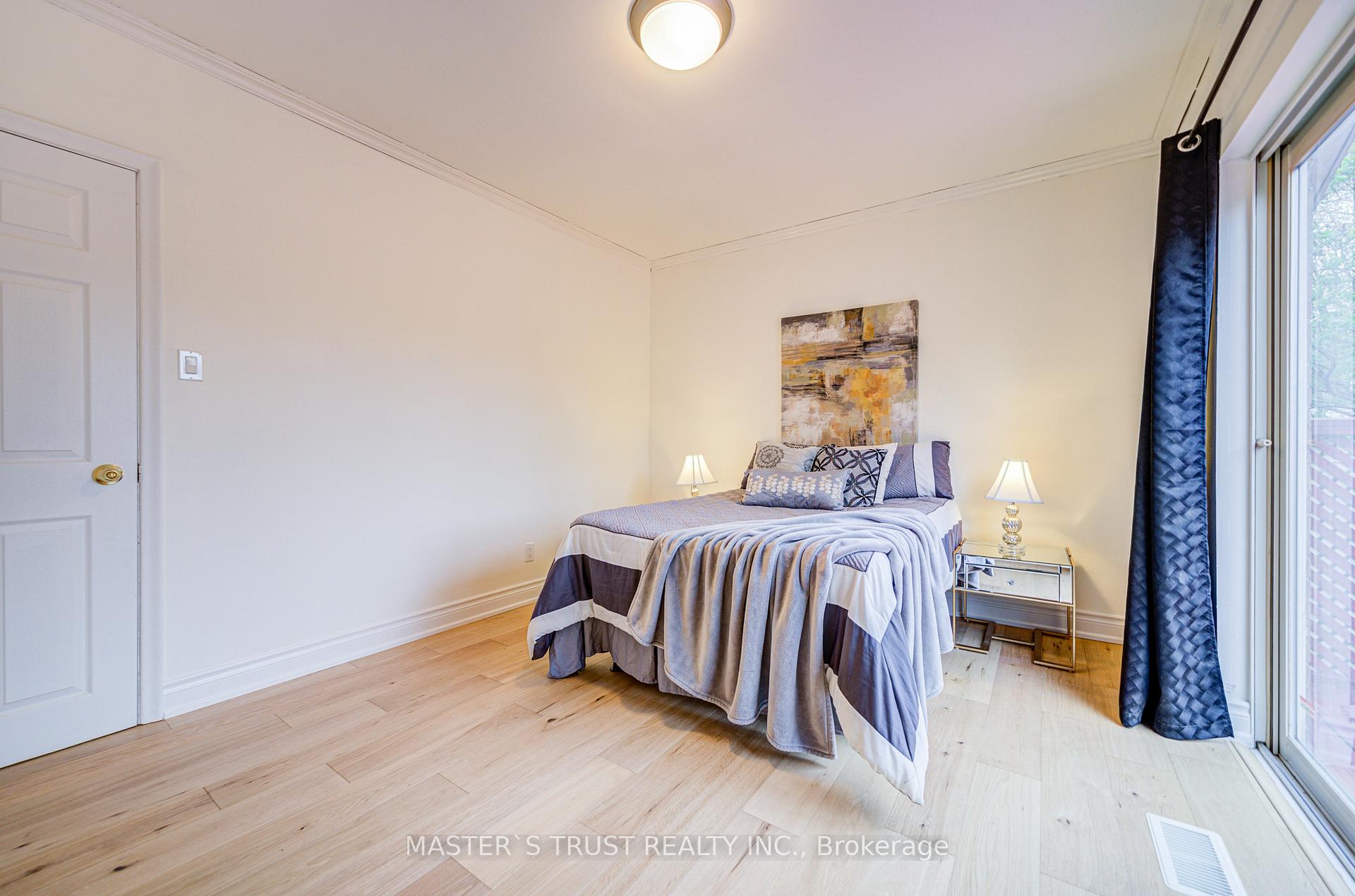 Photo 24 of 30 Deerfield Road, Scarborough, Bendale — HOMEH