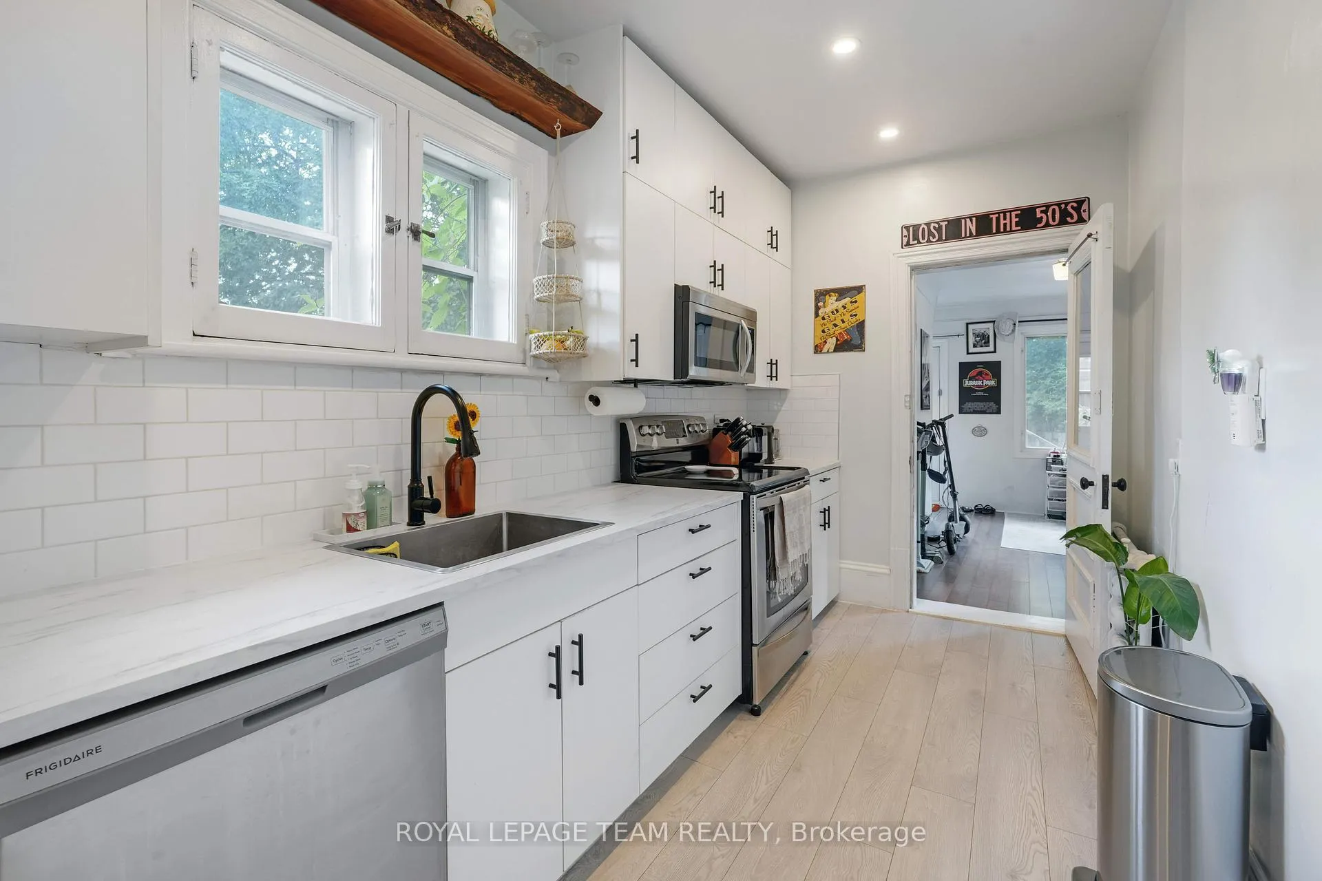 Photo 10 of 166 Fifth Avenue, Ottawa, Glebe — HOMEH