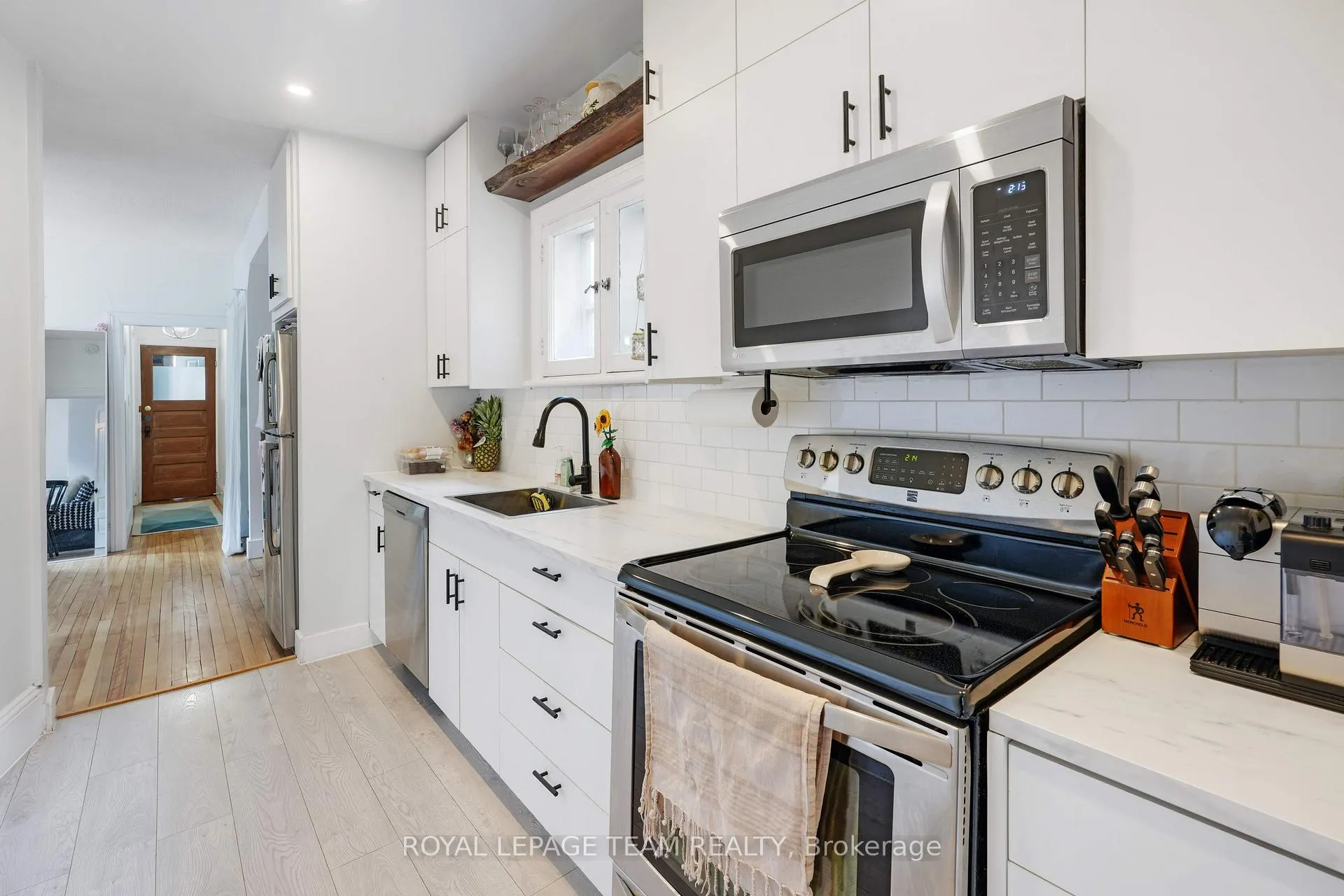 Photo 11 of 166 Fifth Avenue, Ottawa, Glebe — HOMEH