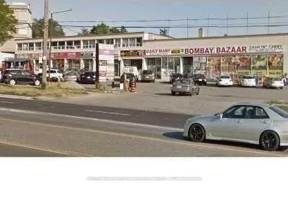 Front of Unit 6, 2881 Lawrence Avenue