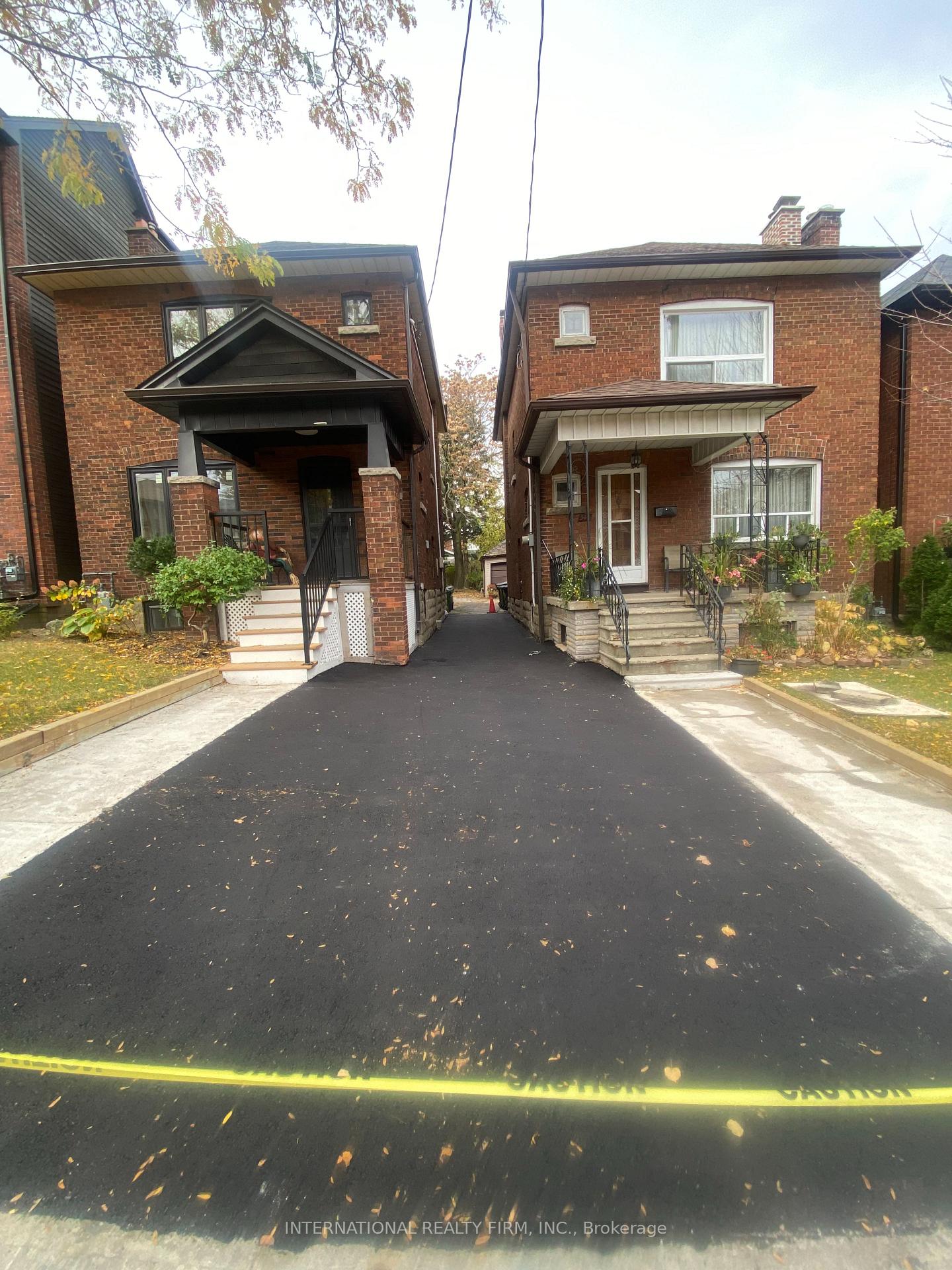 Front of 342 Glenholme Avenue