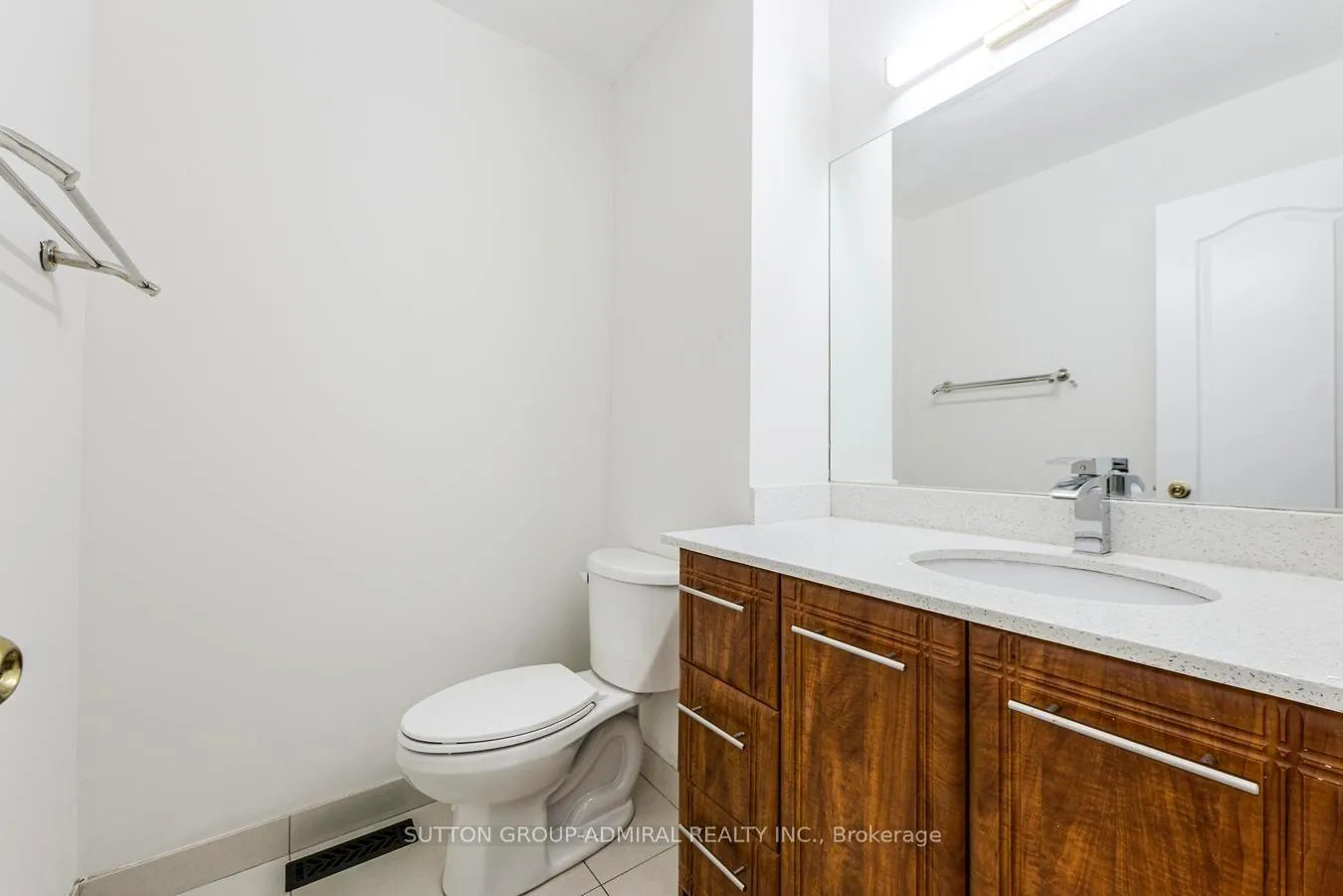 Photo 21 of 63 Croteau Crescent, Vaughan, Crestwood-Springfarm-Yorkhill — HOMEH