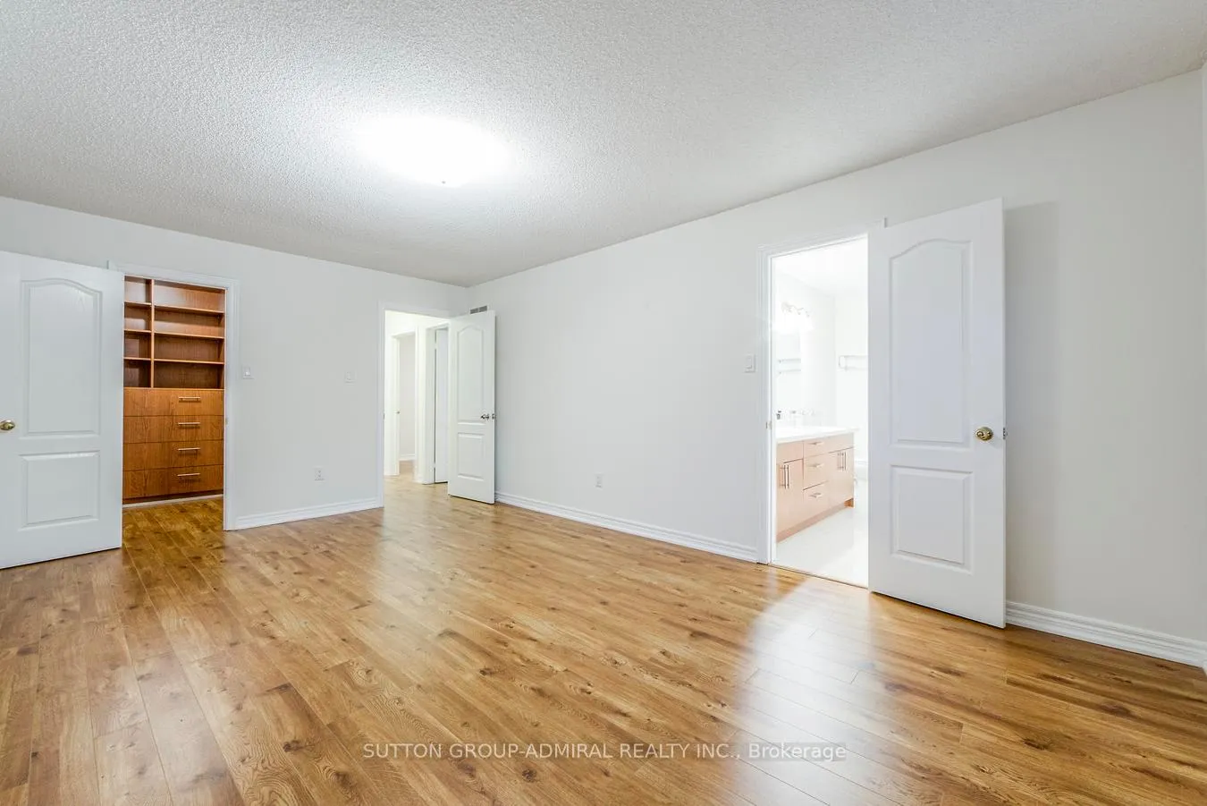 Photo 35 of 63 Croteau Crescent, Vaughan, Crestwood-Springfarm-Yorkhill — HOMEH