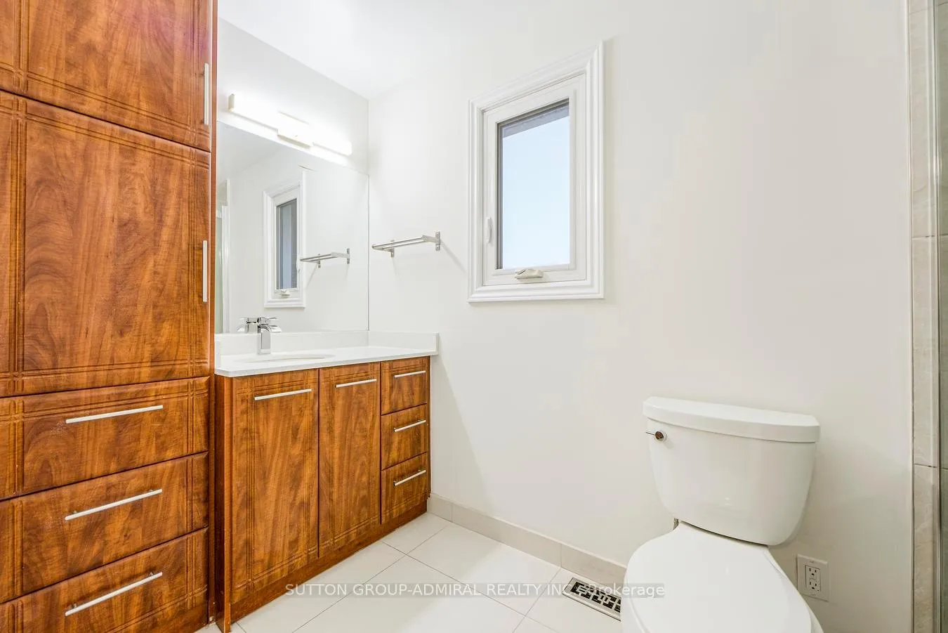 Photo 40 of 63 Croteau Crescent, Vaughan, Crestwood-Springfarm-Yorkhill — HOMEH