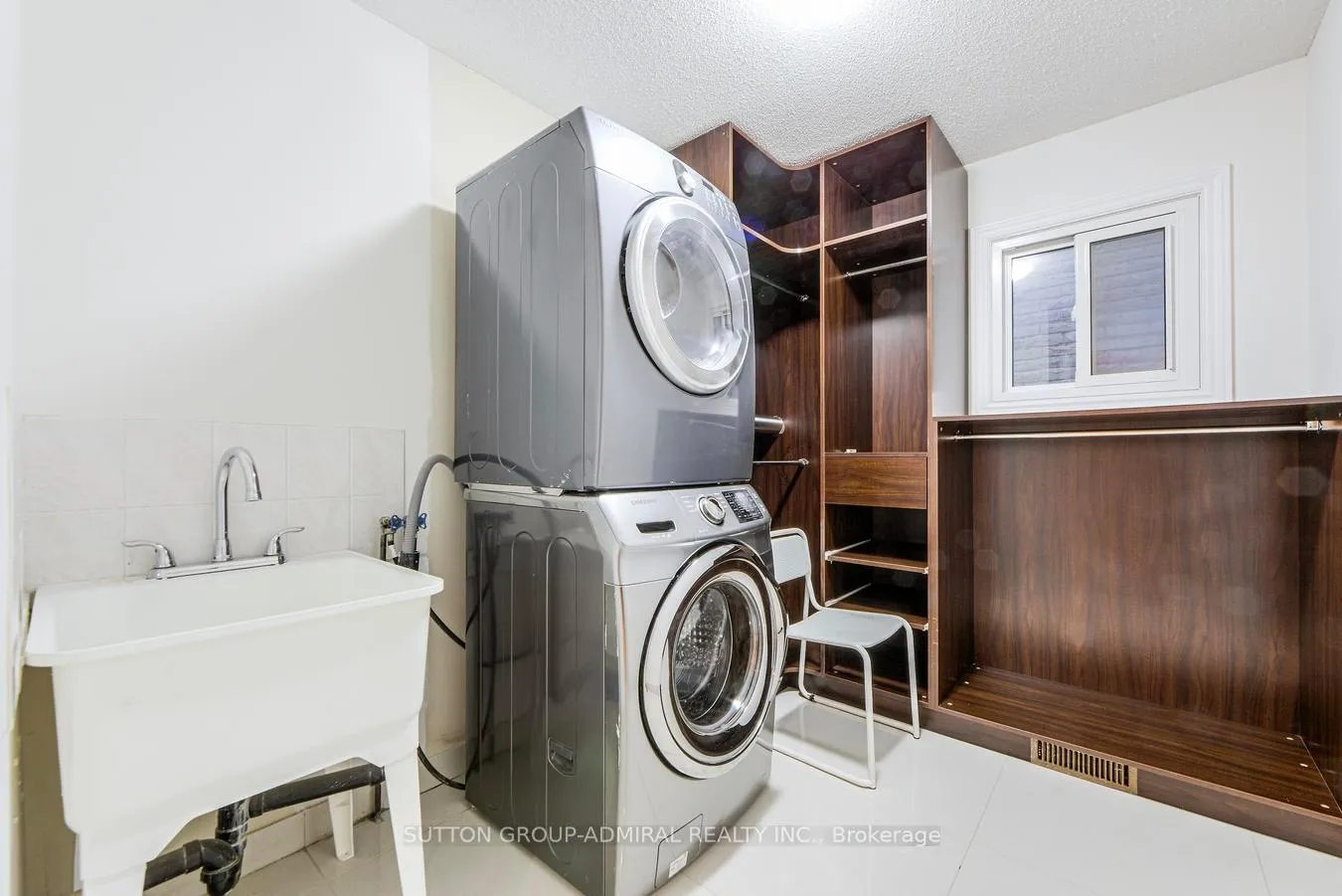 Photo 44 of 63 Croteau Crescent, Vaughan, Crestwood-Springfarm-Yorkhill — HOMEH