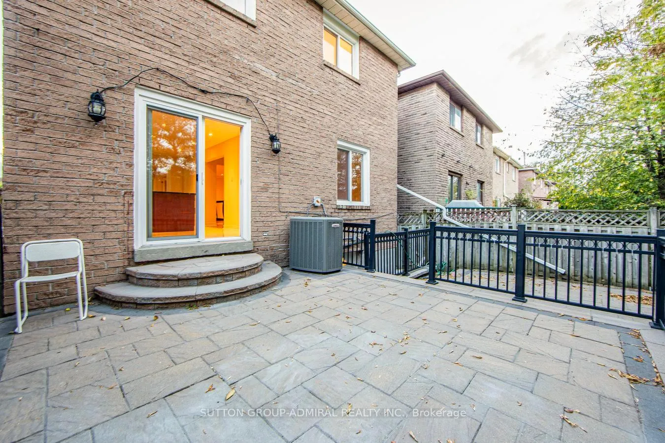Photo 48 of 63 Croteau Crescent, Vaughan, Crestwood-Springfarm-Yorkhill — HOMEH