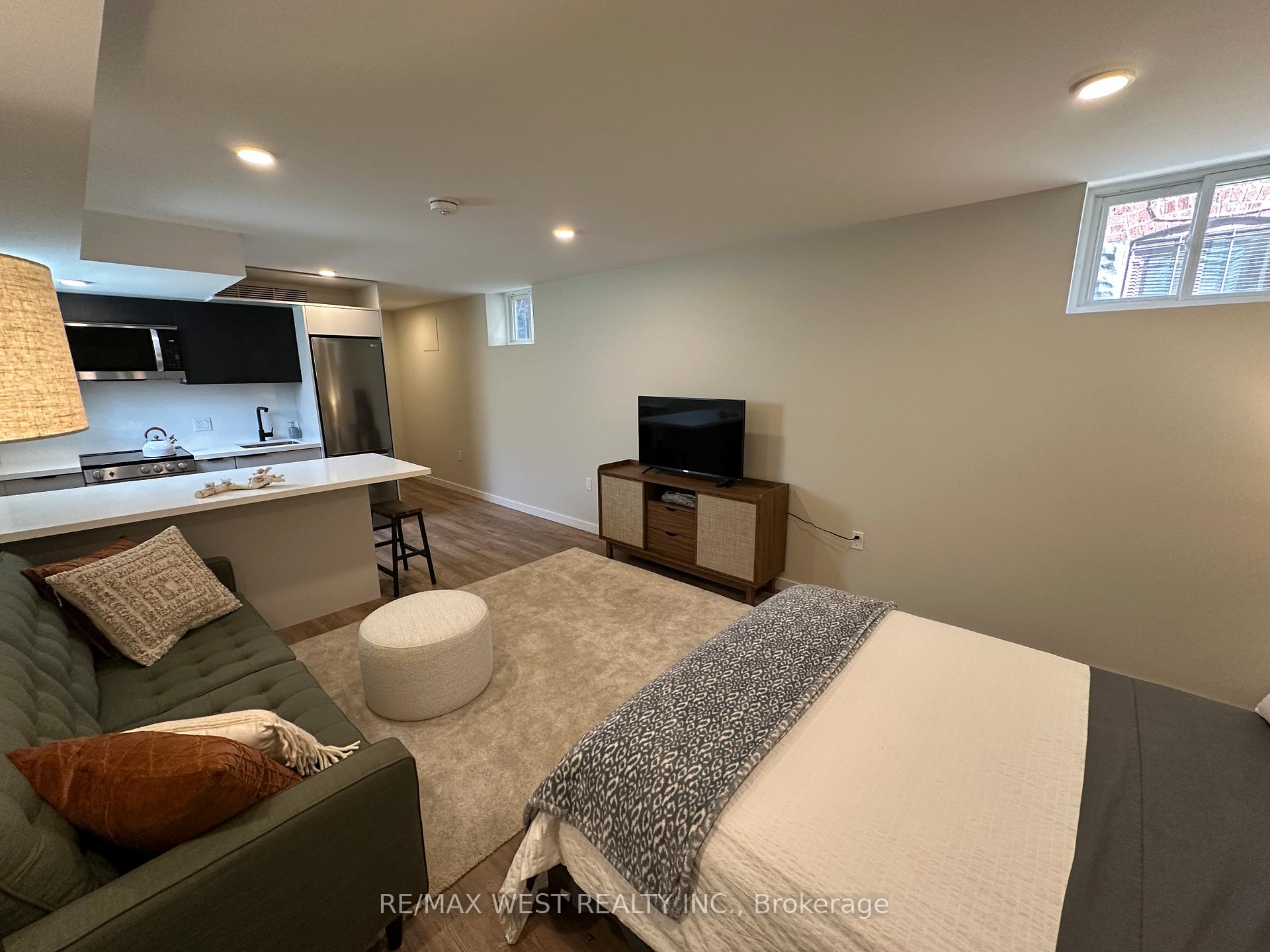 Photo 4 of Unit Lower, 176 Sammon Avenue, Toronto, Danforth Village-East York — HOMEH