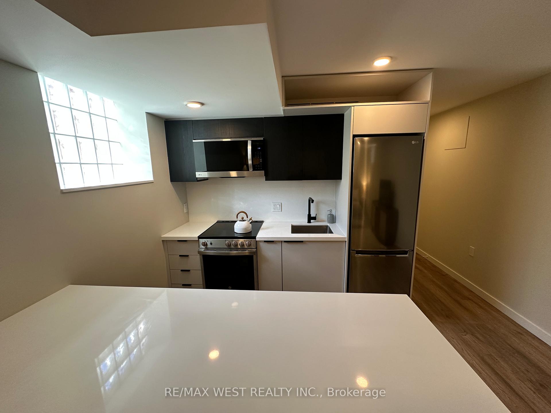 Photo 8 of Unit Lower, 176 Sammon Avenue, Toronto, Danforth Village-East York — HOMEH