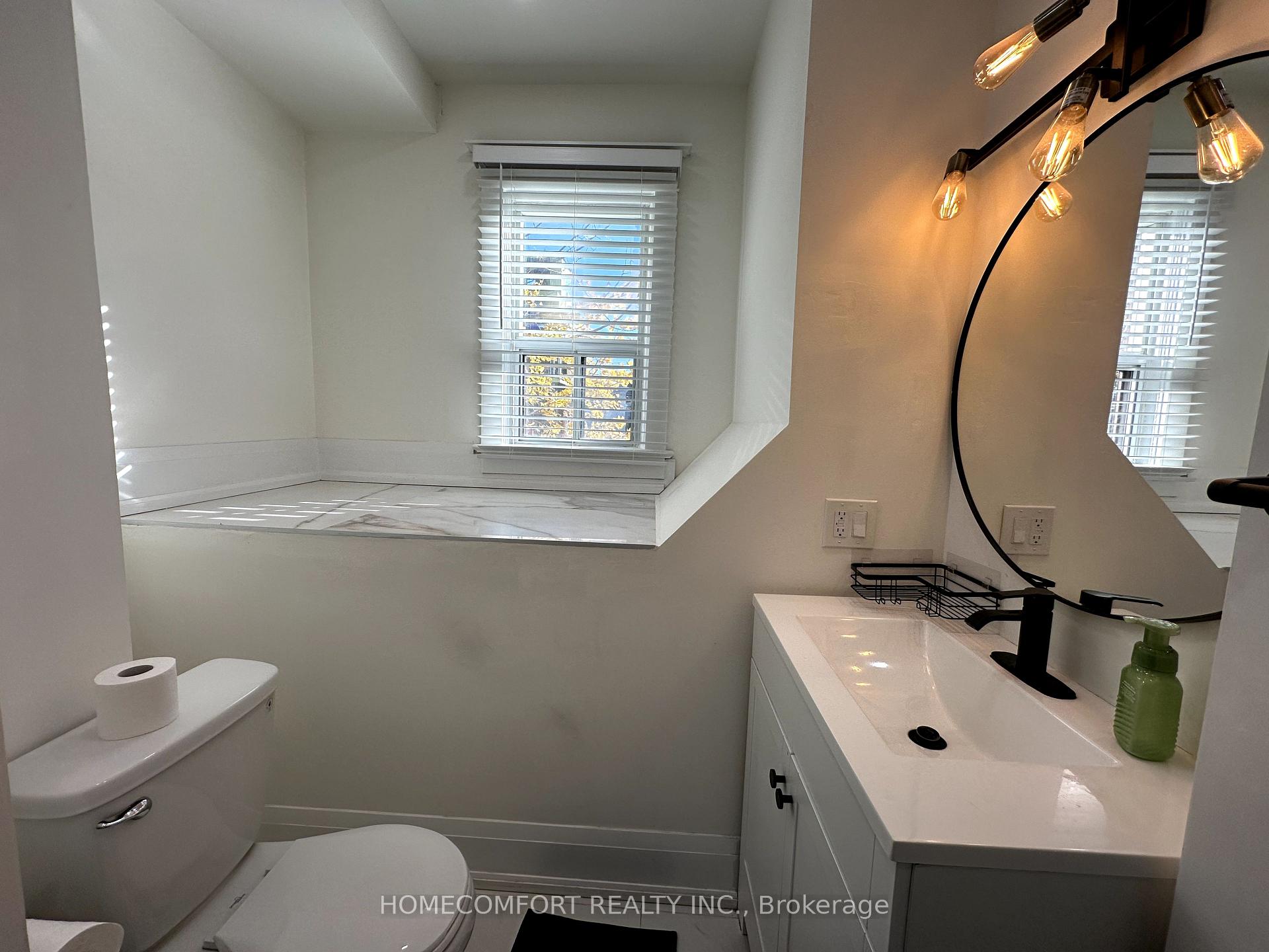 Photo 12 of Unit Main, 33 Strathmore Boulevard, Toronto, Danforth — HOMEH