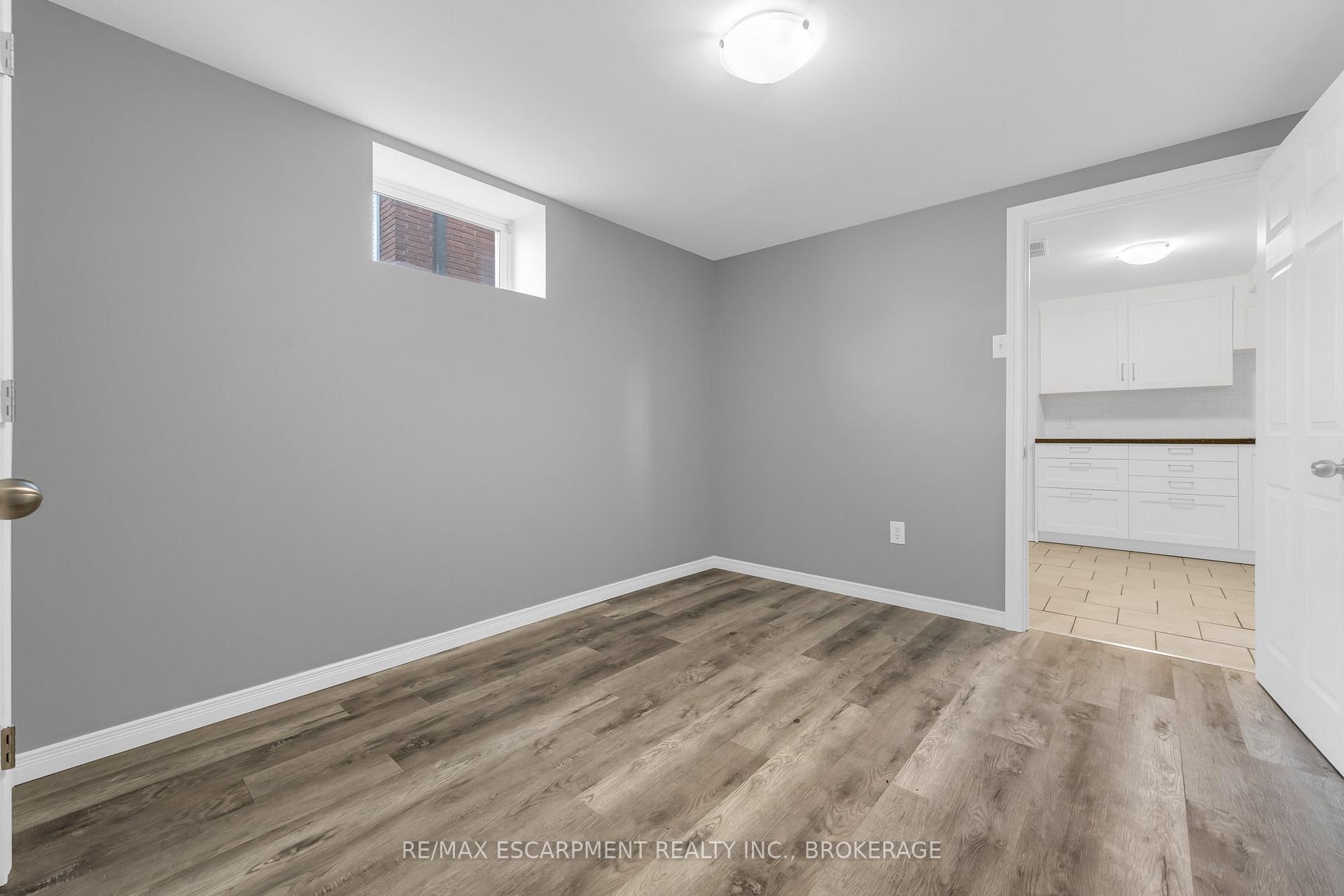 Photo 11 of Unit Lower, 68 1/2 Pine Street S, Thorold, Thorold Downtown — HOMEH