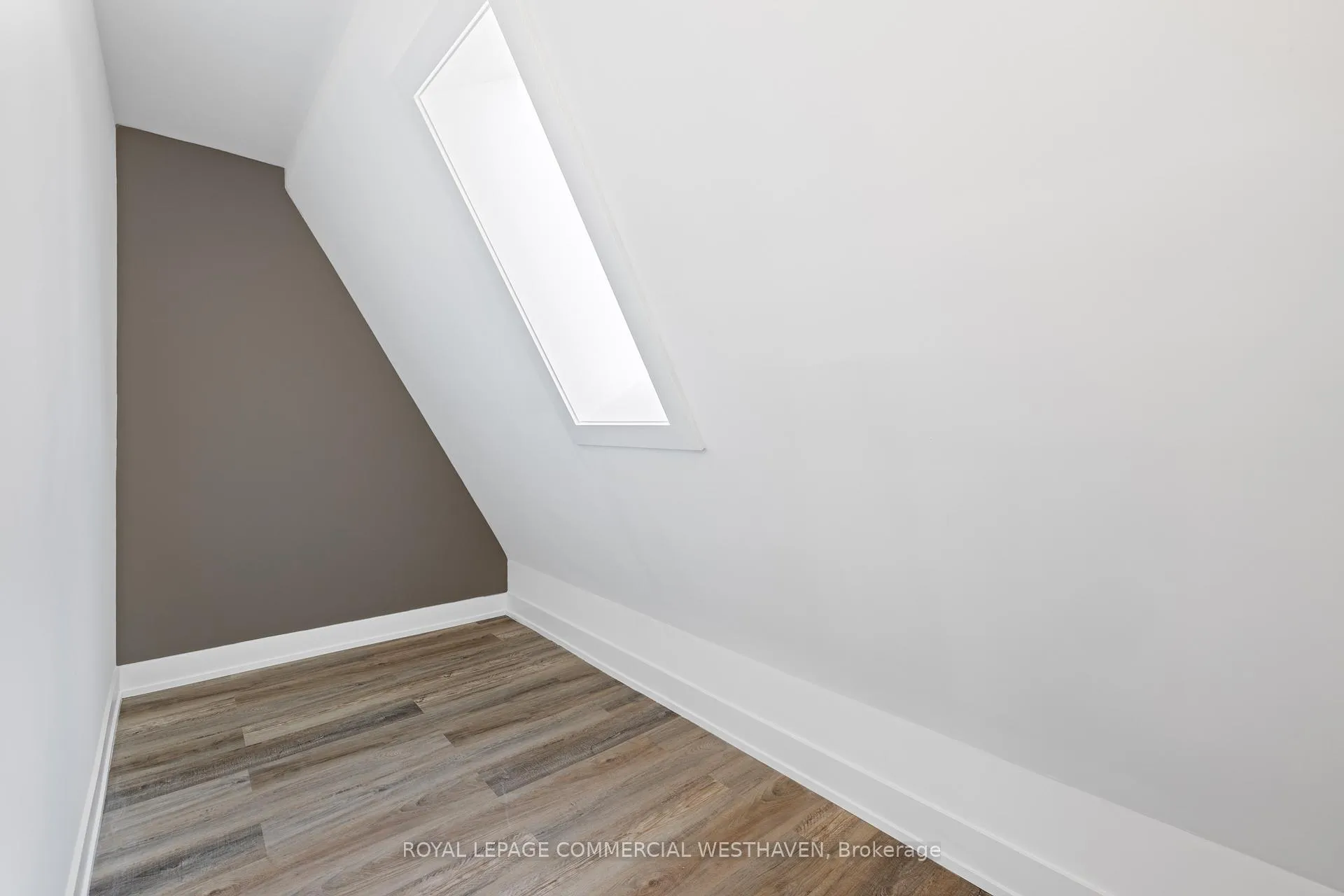 Photo 6 of Unit A, 449 Lansdowne Avenue, Toronto, Dufferin Grove — HOMEH