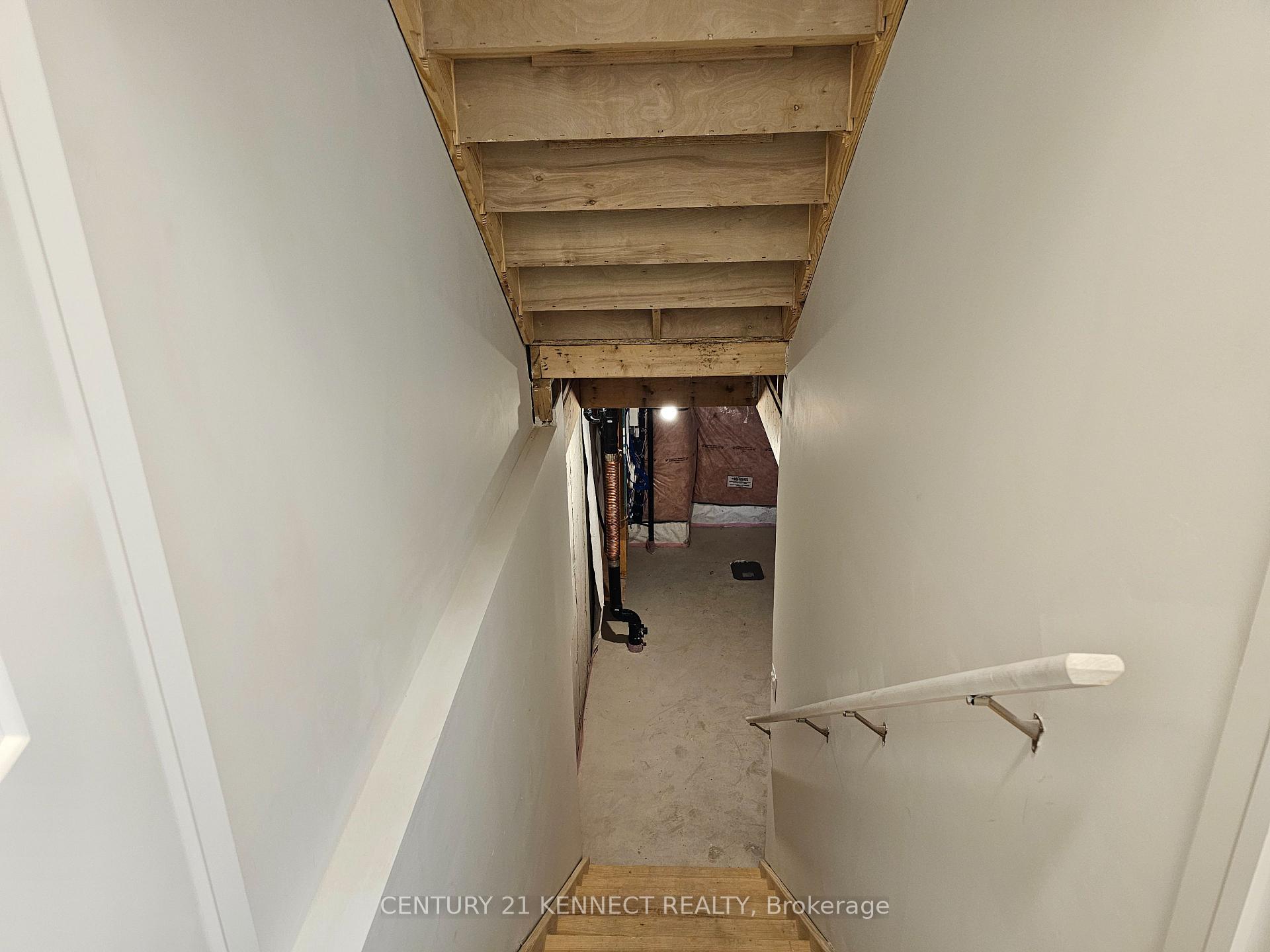 Photo 32 of 150 Bur Oak Drive, Thorold, Confederation Heights — HOMEH