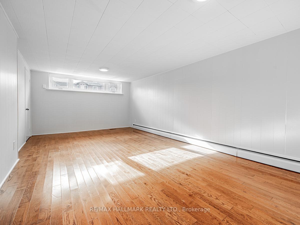 Photo 5 of 42 Parkview Hill Crescent, Toronto, O'Connor-Parkview — HOMEH