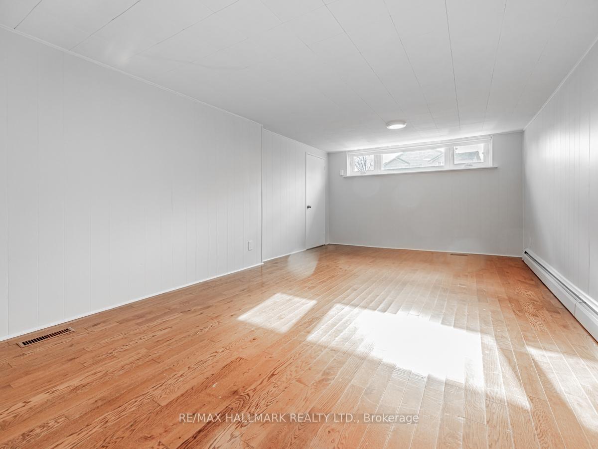 Photo 6 of 42 Parkview Hill Crescent, Toronto, O'Connor-Parkview — HOMEH