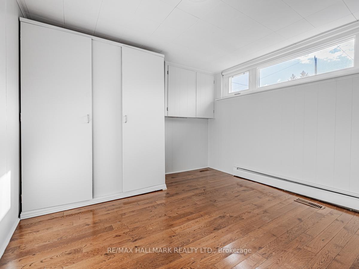 Photo 9 of 42 Parkview Hill Crescent, Toronto, O'Connor-Parkview — HOMEH