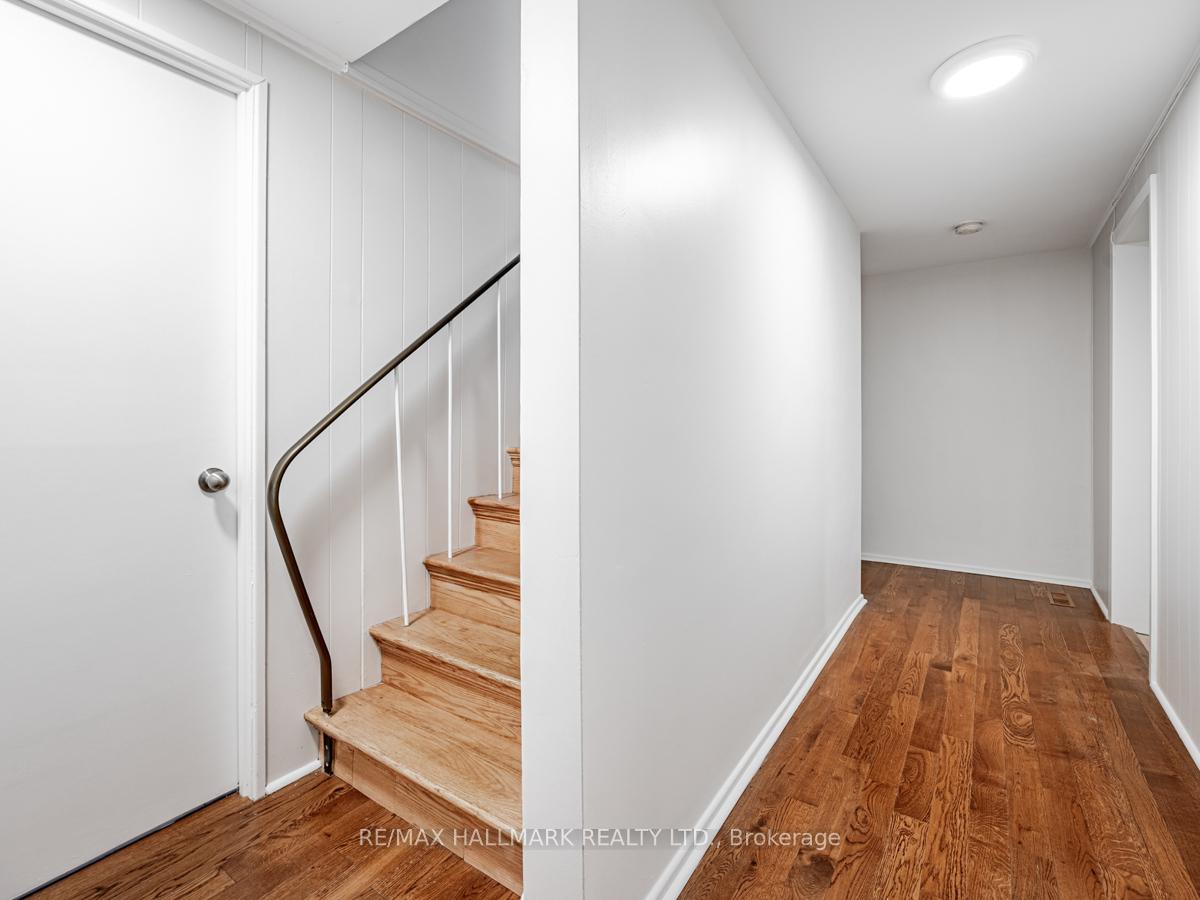 Photo 16 of 42 Parkview Hill Crescent, Toronto, O'Connor-Parkview — HOMEH