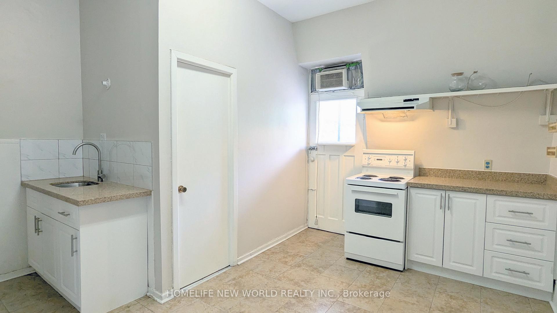Photo 2 of Unit Floor 3, 444 Queen Street W, Toronto, Kensington-Chinatown — HOMEH