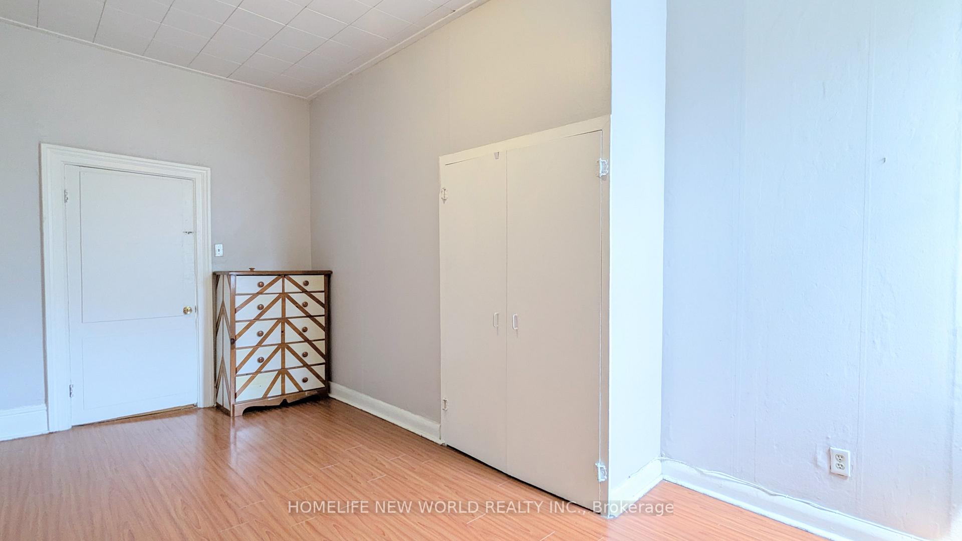 Photo 7 of Unit Floor 3, 444 Queen Street W, Toronto, Kensington-Chinatown — HOMEH