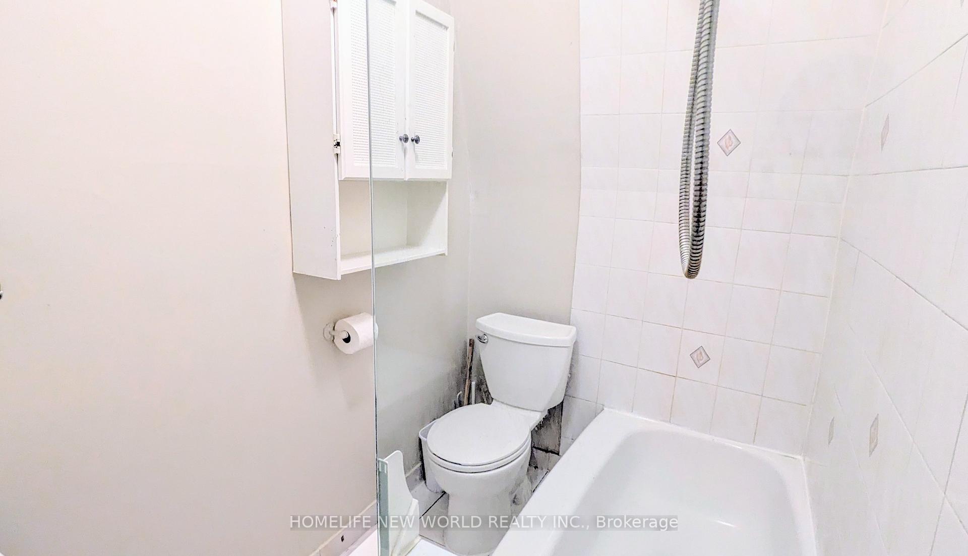 Photo 11 of Unit Floor 3, 444 Queen Street W, Toronto, Kensington-Chinatown — HOMEH