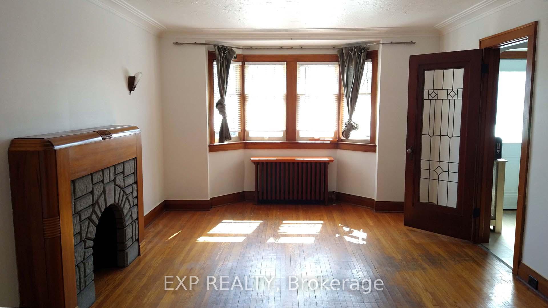Photo 6 of 204 Floyd Avenue, Toronto, Danforth Village-East York — HOMEH
