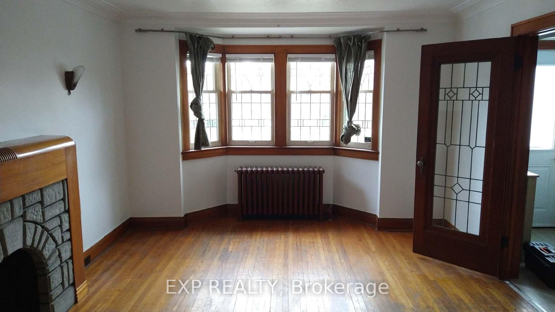 Photo 9 of 204 Floyd Avenue, Toronto, Danforth Village-East York — HOMEH
