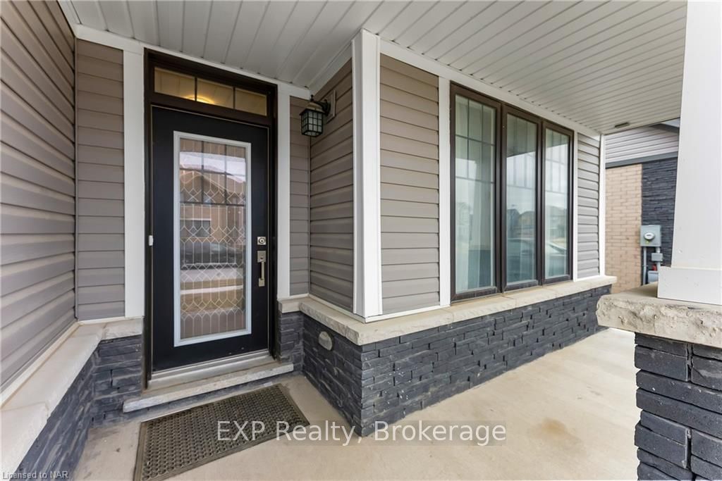Photo 4 of 12 Explorer Way, Thorold, Rolling Meadows — HOMEH