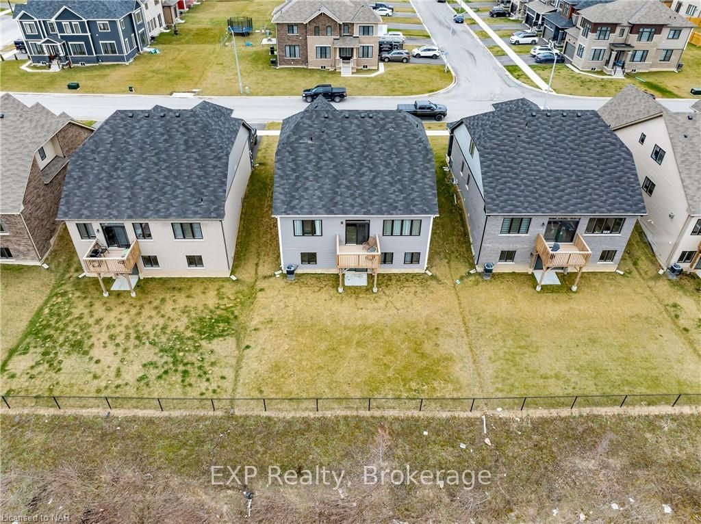 Photo 10 of 12 Explorer Way, Thorold, Rolling Meadows — HOMEH
