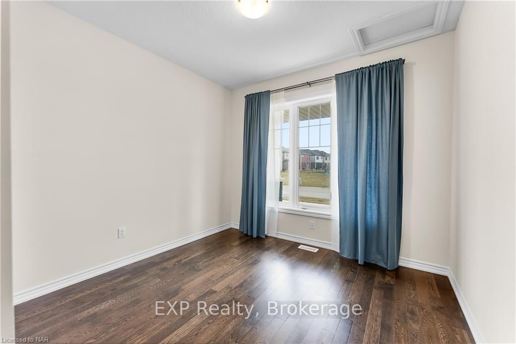 Photo 15 of 12 Explorer Way, Thorold, Rolling Meadows — HOMEH