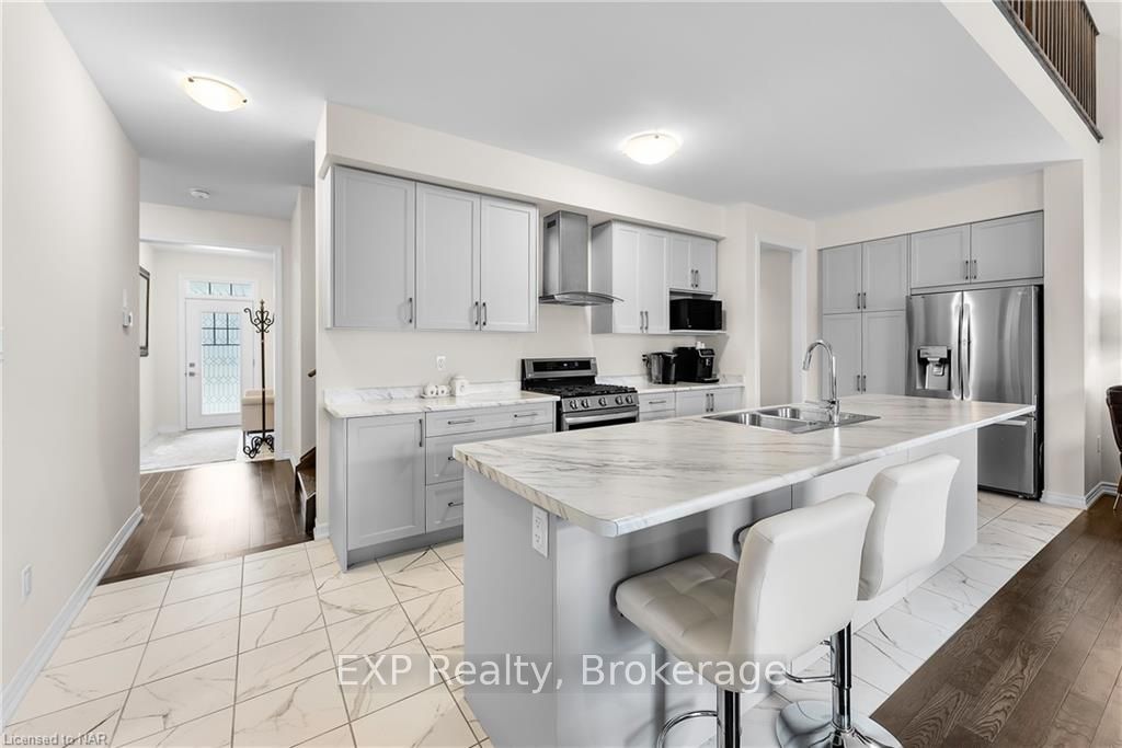 Photo 19 of 12 Explorer Way, Thorold, Rolling Meadows — HOMEH