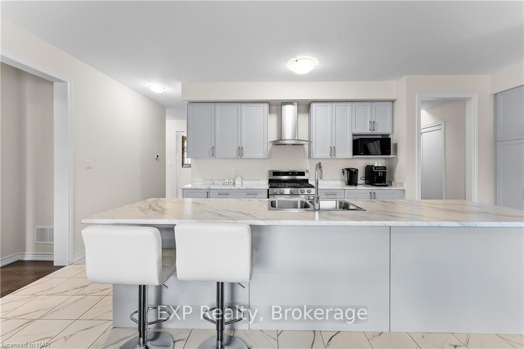 Photo 20 of 12 Explorer Way, Thorold, Rolling Meadows — HOMEH