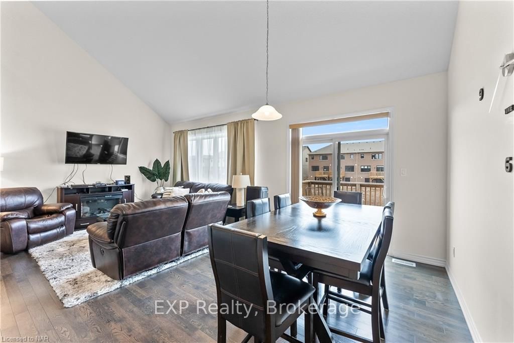 Photo 24 of 12 Explorer Way, Thorold, Rolling Meadows — HOMEH