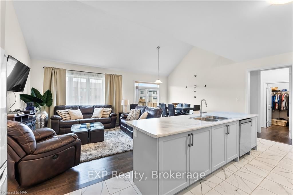 Photo 26 of 12 Explorer Way, Thorold, Rolling Meadows — HOMEH