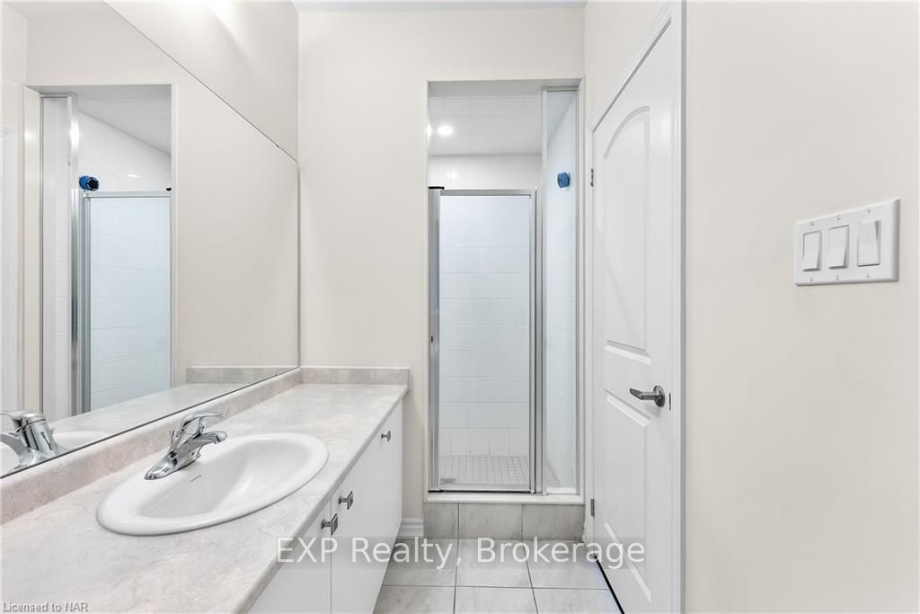 Photo 33 of 12 Explorer Way, Thorold, Rolling Meadows — HOMEH