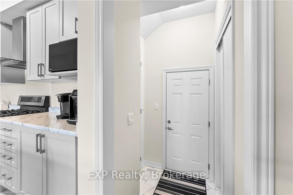 Photo 42 of 12 Explorer Way, Thorold, Rolling Meadows — HOMEH