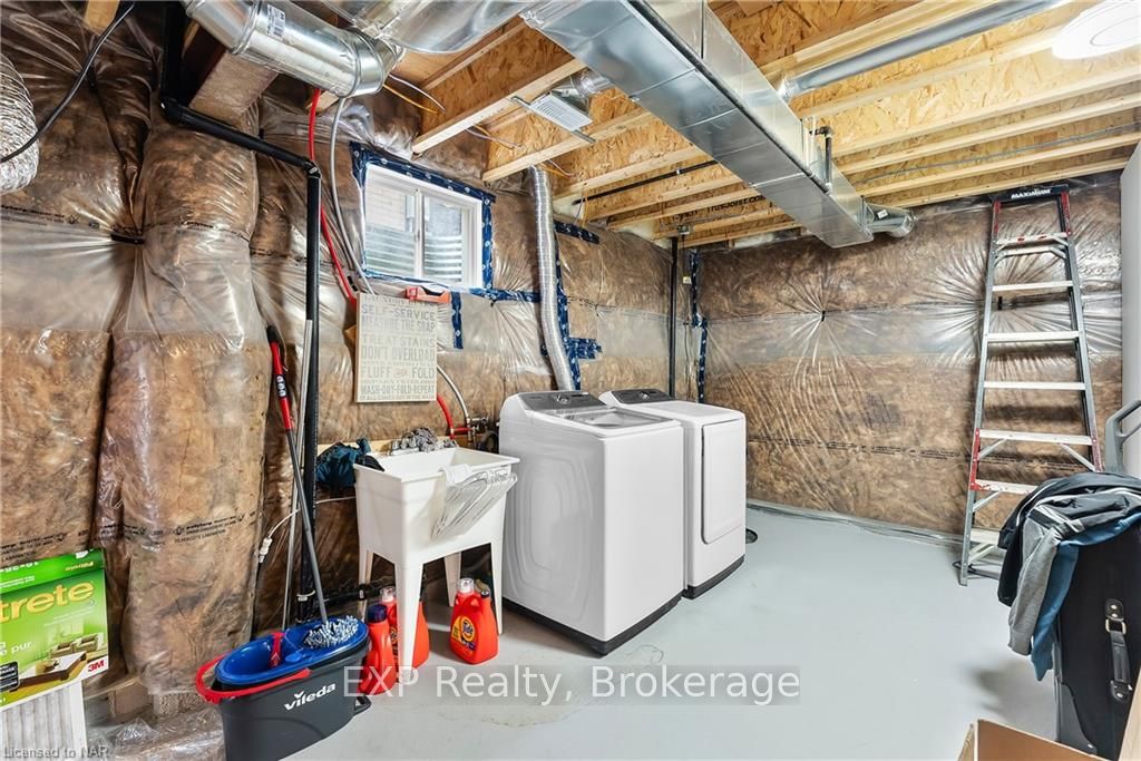 Photo 43 of 12 Explorer Way, Thorold, Rolling Meadows — HOMEH