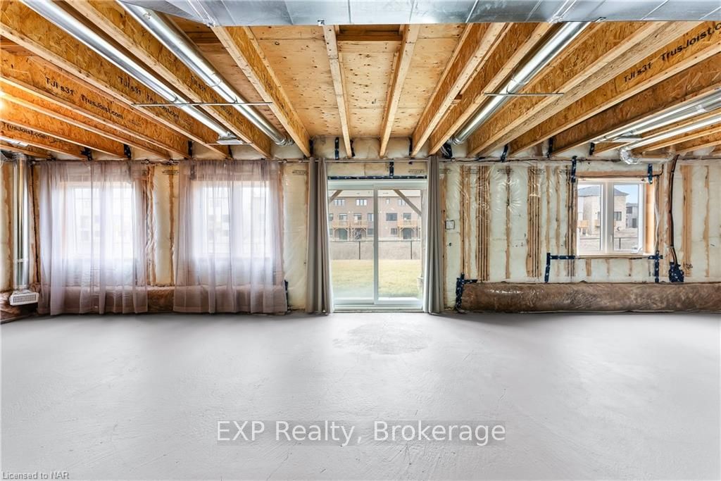 Photo 45 of 12 Explorer Way, Thorold, Rolling Meadows — HOMEH