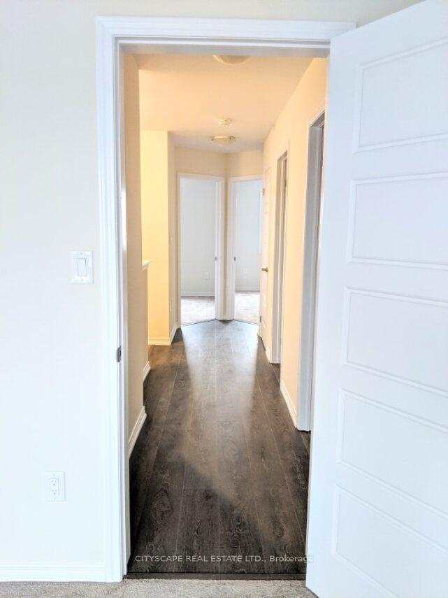 Photo 10 of 158 Esther Crescent W, Thorold, Hurricane/Merrittville — HOMEH