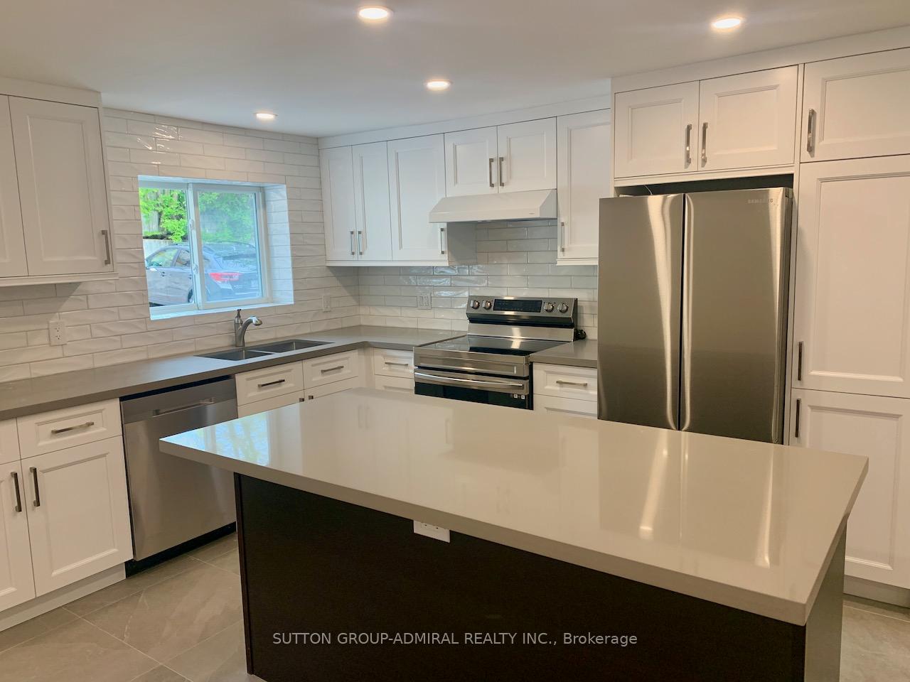 Photo 6 of Unit 5, 347 Northcliffe Boulevard, Toronto, Oakwood Village — HOMEH