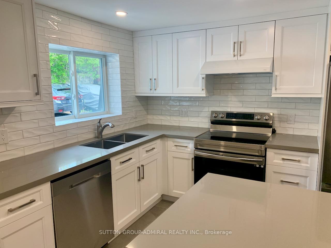 Photo 7 of Unit 5, 347 Northcliffe Boulevard, Toronto, Oakwood Village — HOMEH