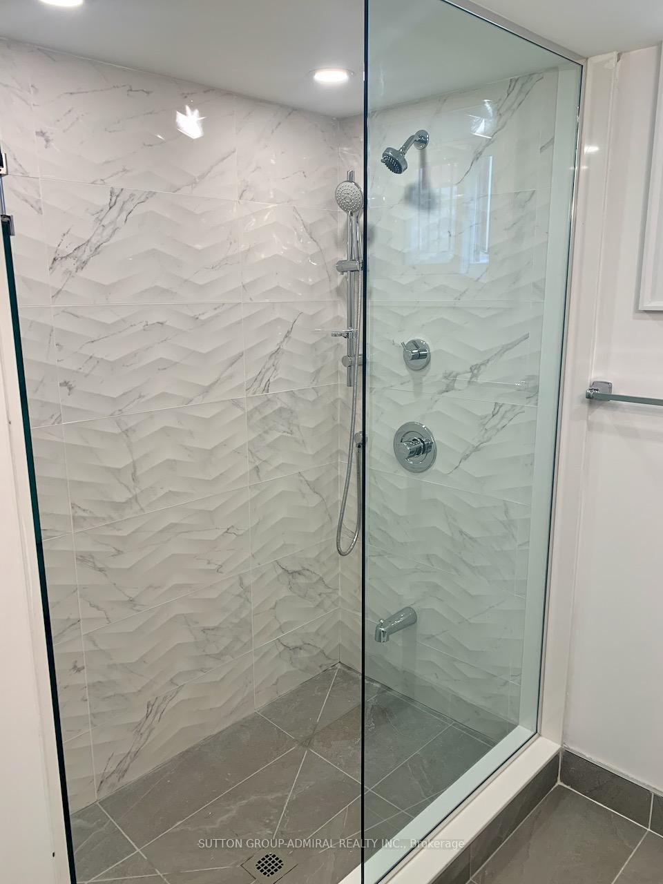 Photo 12 of Unit 5, 347 Northcliffe Boulevard, Toronto, Oakwood Village — HOMEH