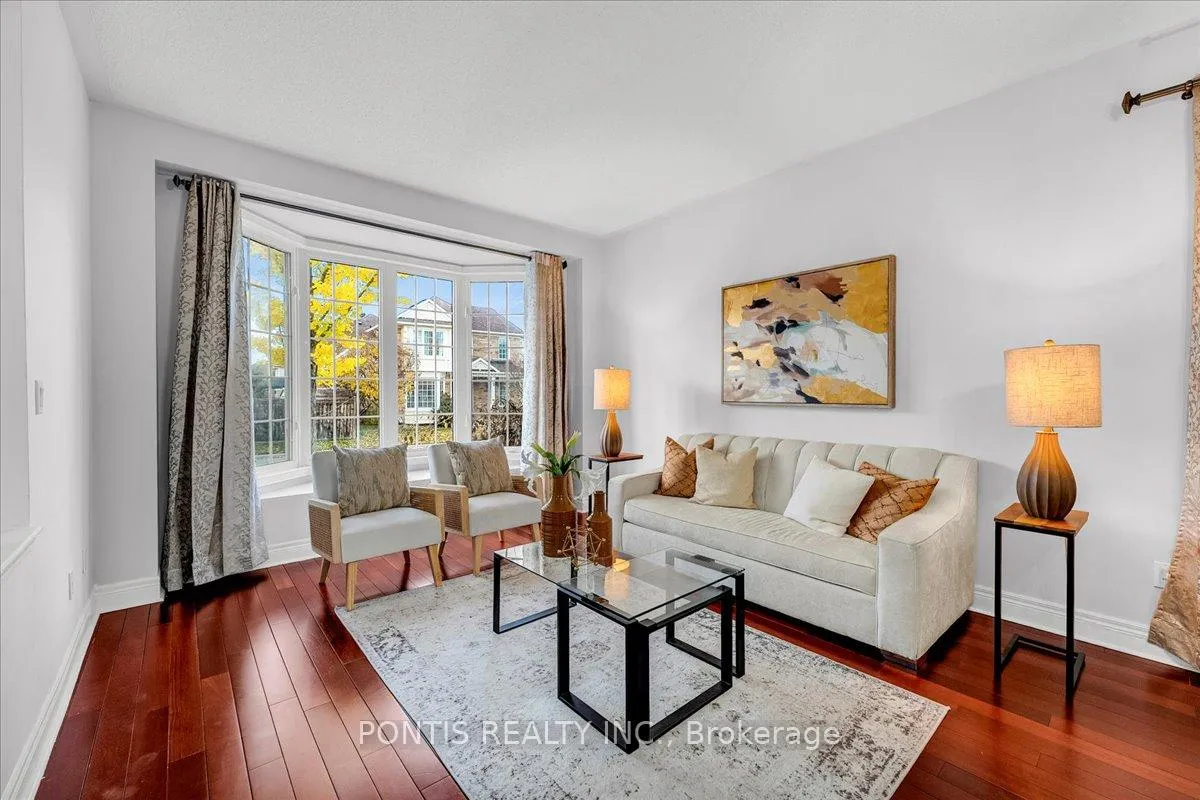 Photo 6 of 52 Emmett Circle, Brampton, Fletcher's Meadow — HOMEH