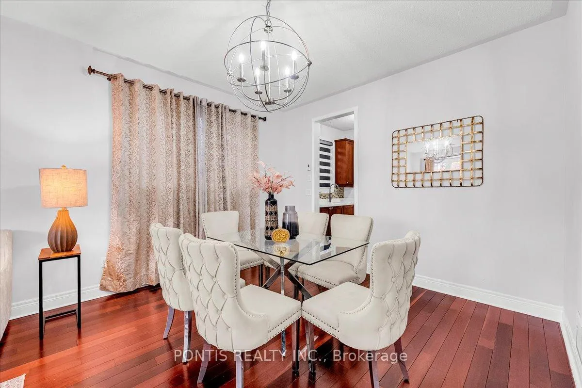 Photo 8 of 52 Emmett Circle, Brampton, Fletcher's Meadow — HOMEH