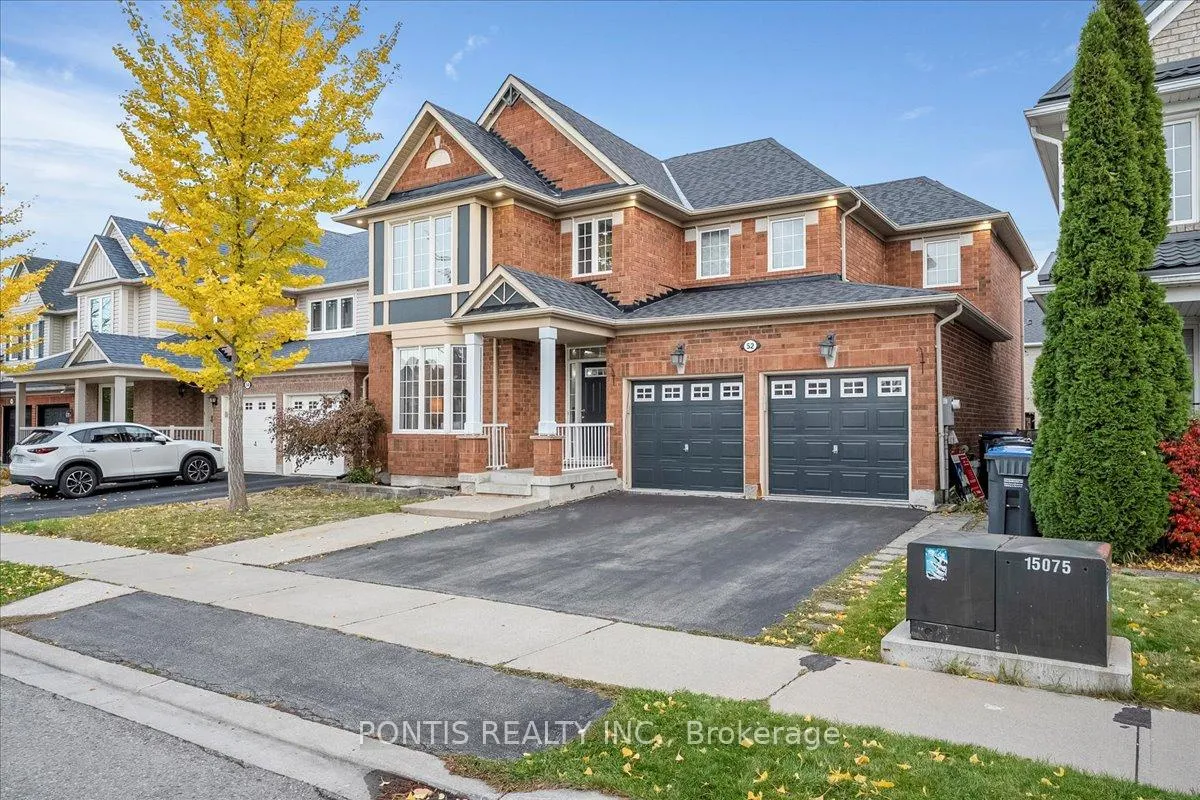 Photo 41 of 52 Emmett Circle, Brampton, Fletcher's Meadow — HOMEH