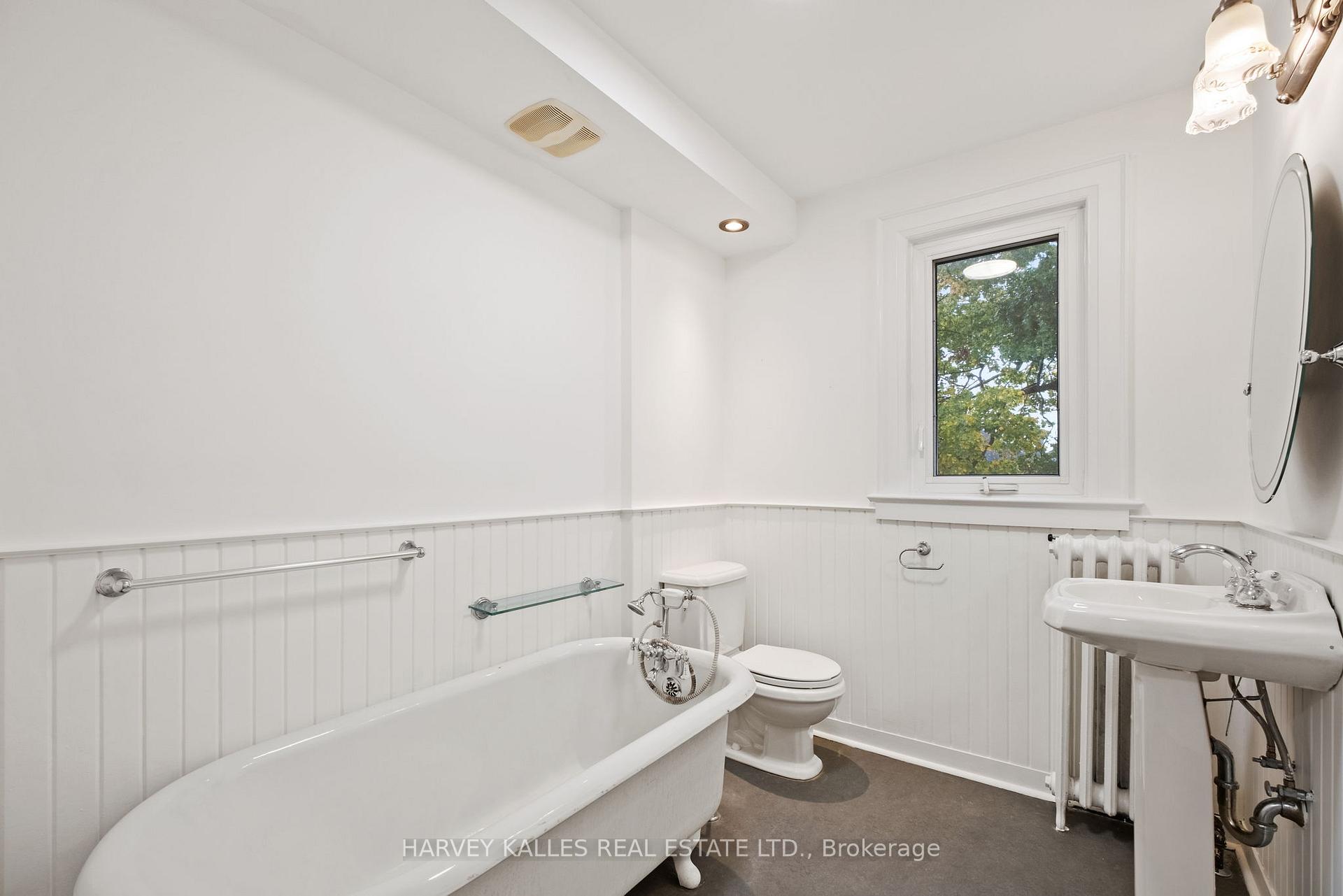 Photo 25 of 334 Arlington Avenue, Toronto, Humewood-Cedarvale — HOMEH