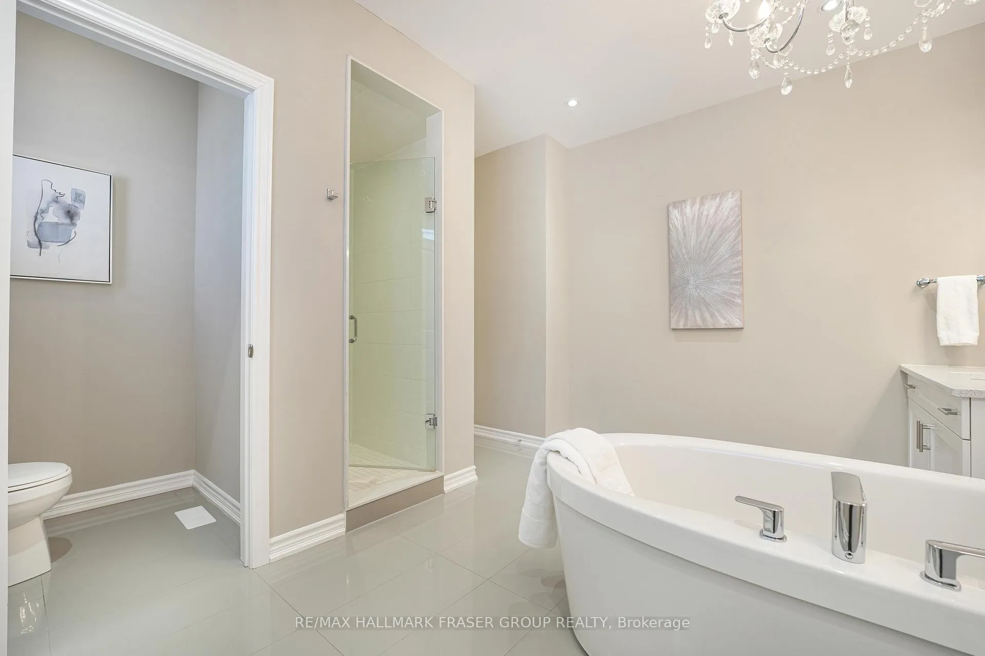 Photo 25 of 875 Riverside Drive, Ajax, Central West — HOMEH